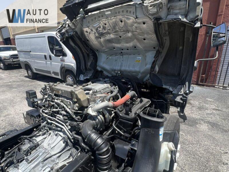 Isuzu  '2018