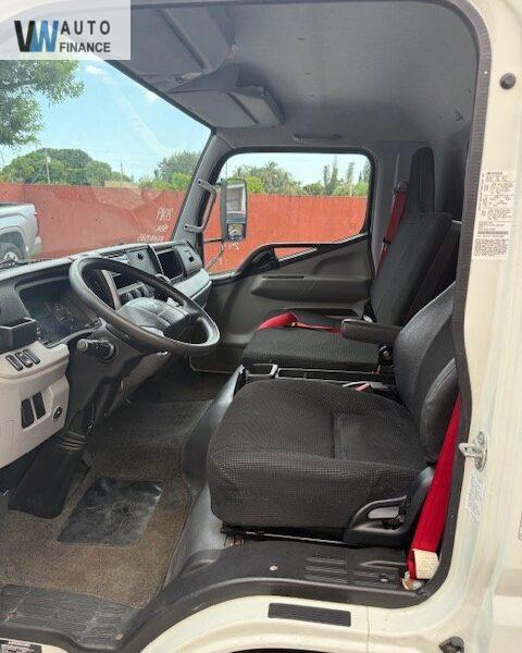 Mitsubishi Fuso  '2019