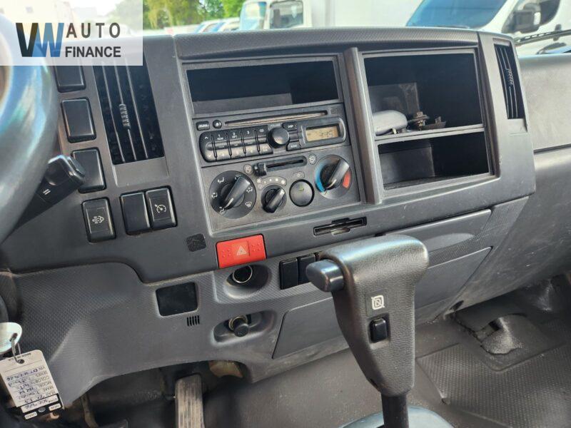 Isuzu NRR  '2013