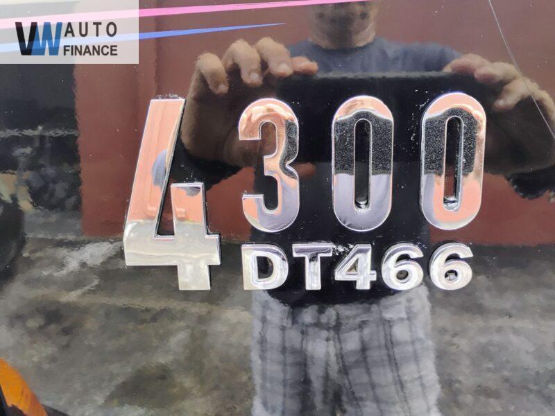 International 4300 Base  '2004