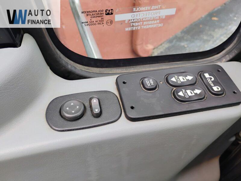 International 4300 Base  '2004