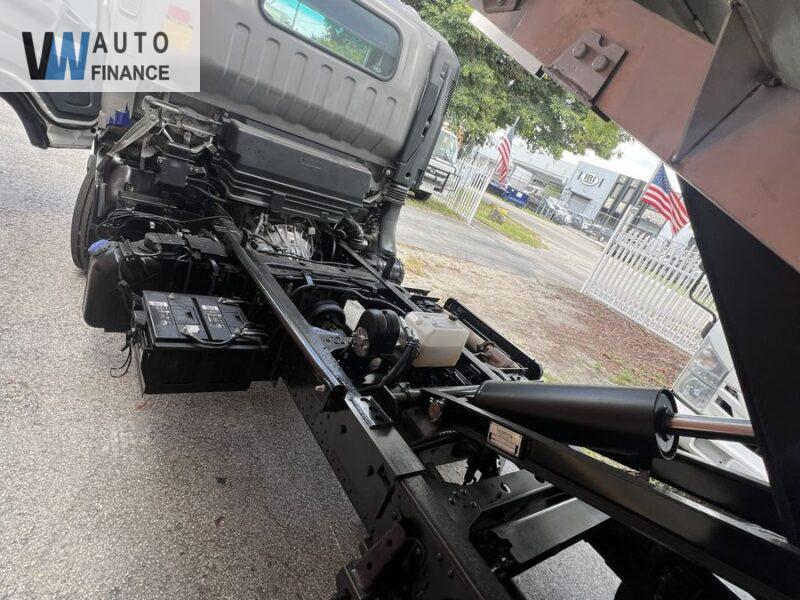 Isuzu NRR  '2019
