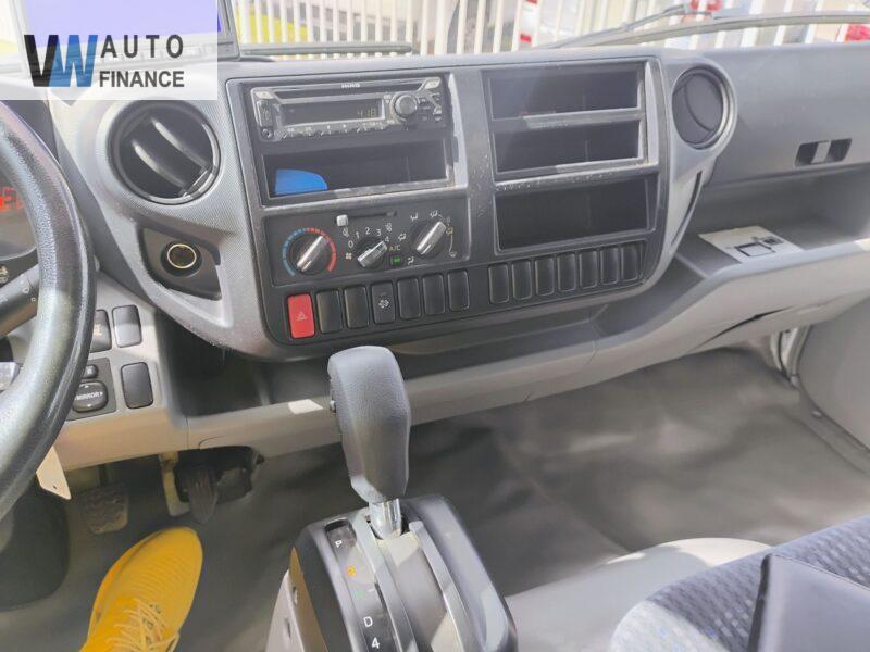 Hino 155  '2019