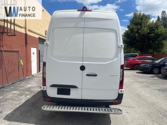 Mercedes-Benz Sprinter 2500 Base  '2019