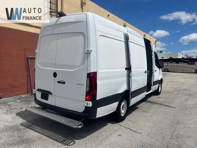 Mercedes-Benz Sprinter 2500 Base  '2019