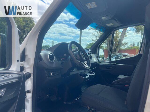 Mercedes-Benz Sprinter 2500 Base  '2019