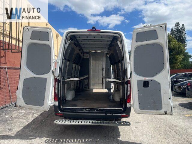 Mercedes-Benz Sprinter 2500 Base  '2019