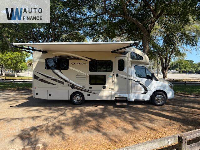 Mercedes-Benz Other-RV Base  '2017