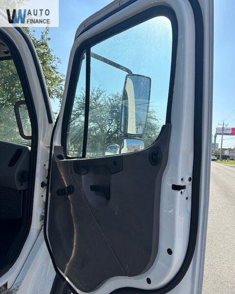 Freightliner M2 106 Medium Duty  '2019