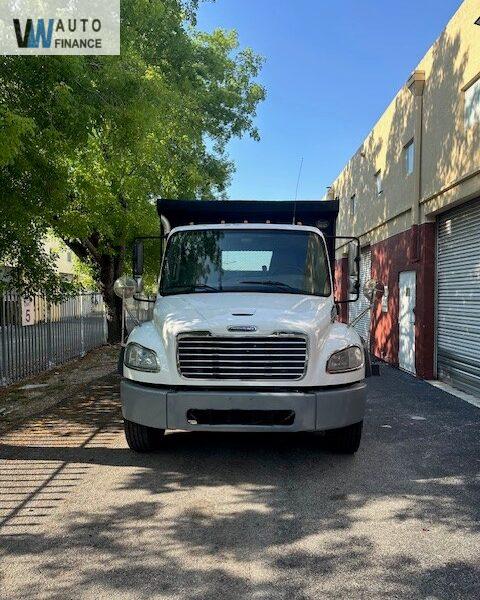 Freightliner M2 106 Medium Duty  '2019