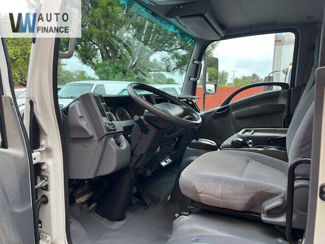 Isuzu Pickup Base  '2012