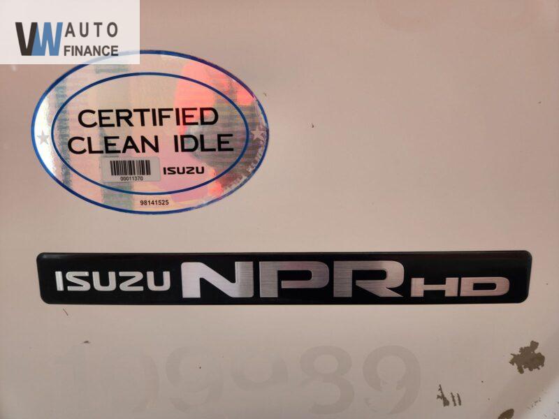 Isuzu Npr  '2011