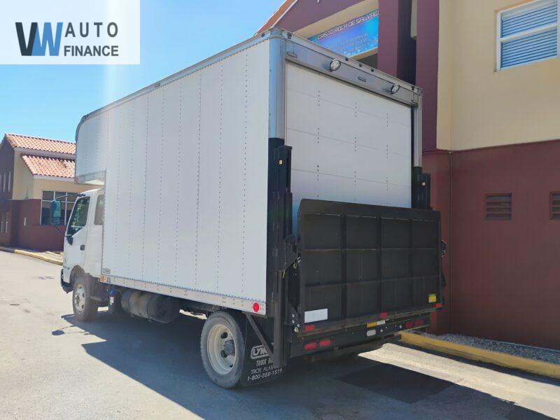 Hino 195  '2020