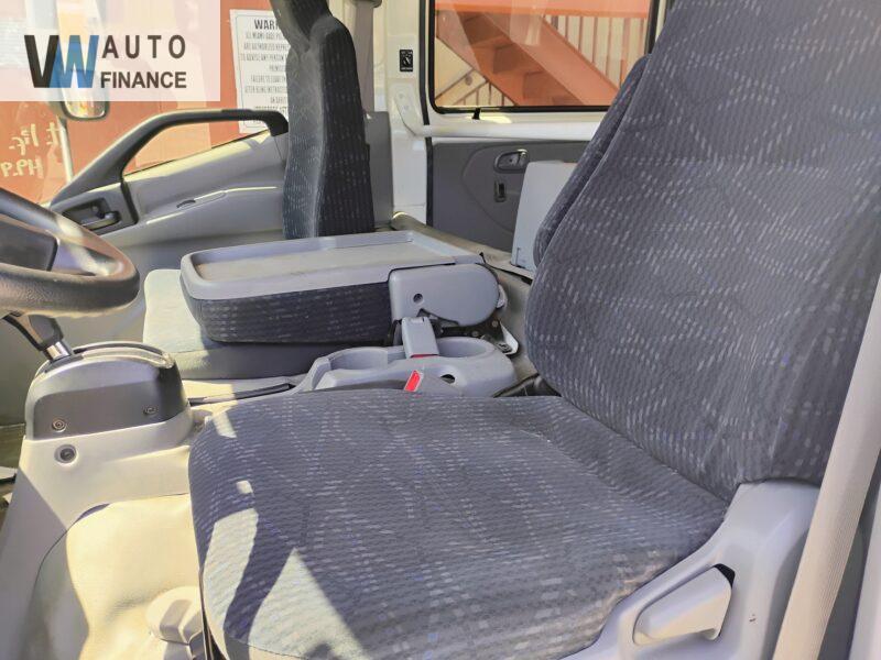 Hino 195  '2020