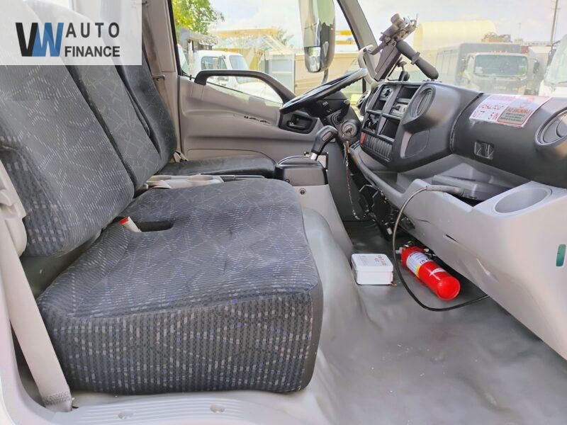 Hino 195  '2015