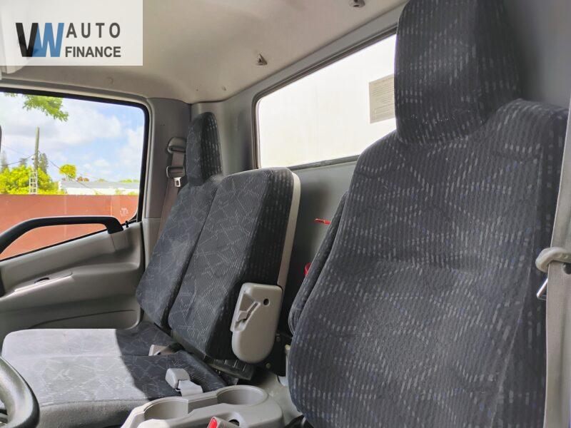 Hino 195  '2015