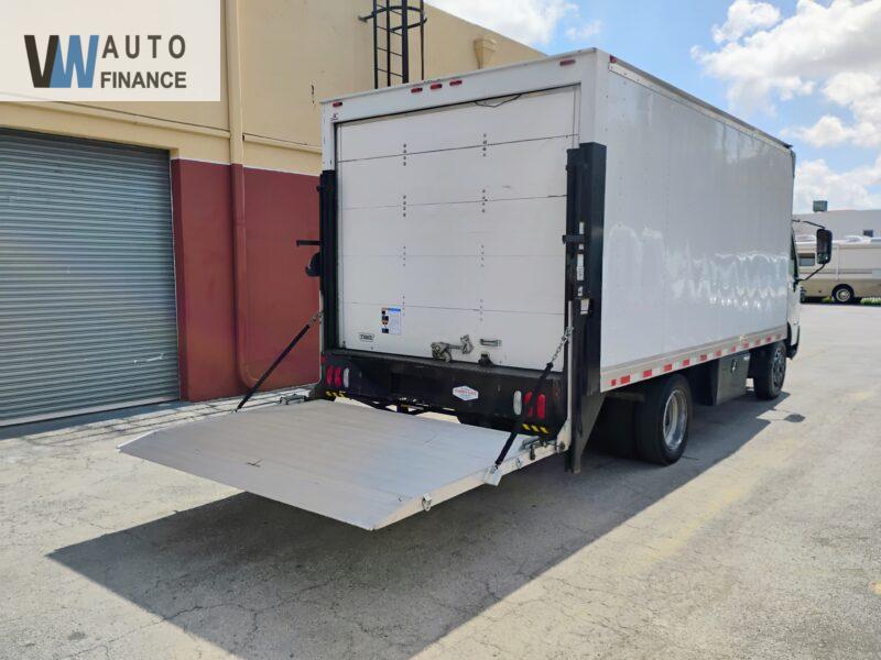 Hino 195  '2015