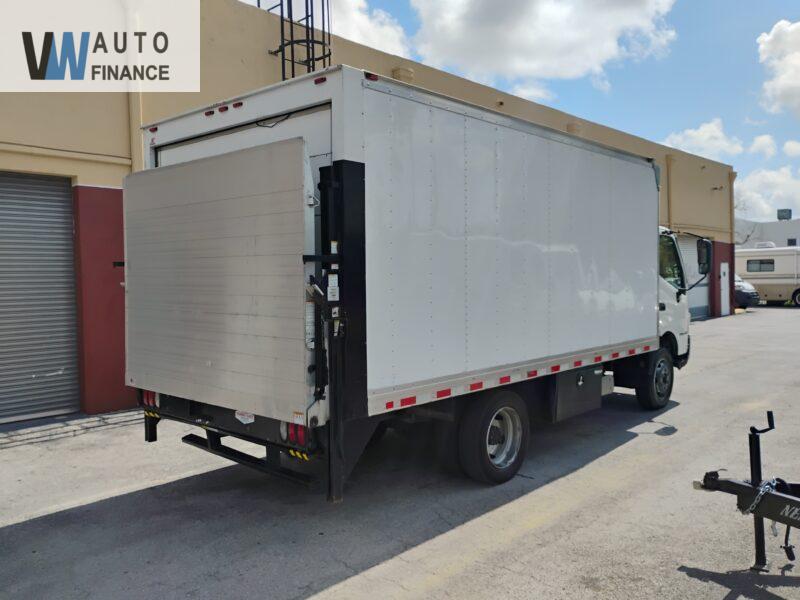 Hino 195  '2015