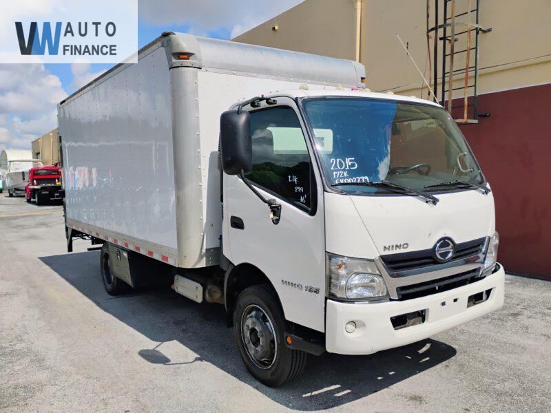 Hino 195  '2015