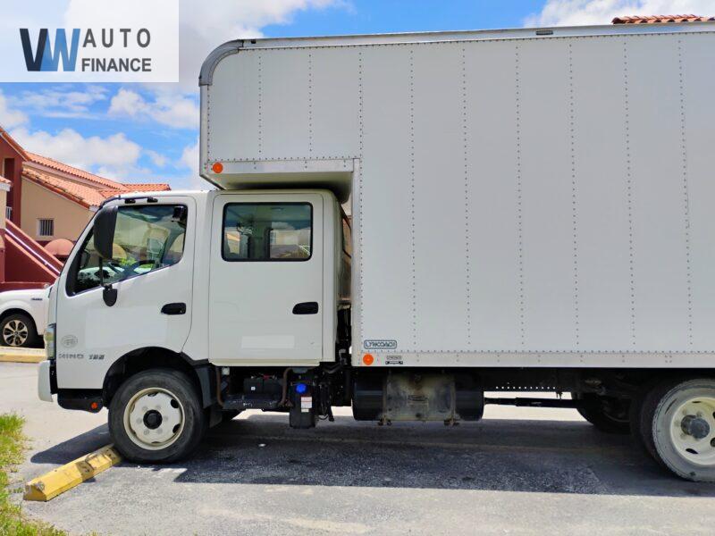 Hino 195  '2020