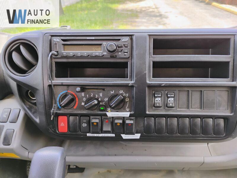 Hino 195  '2020