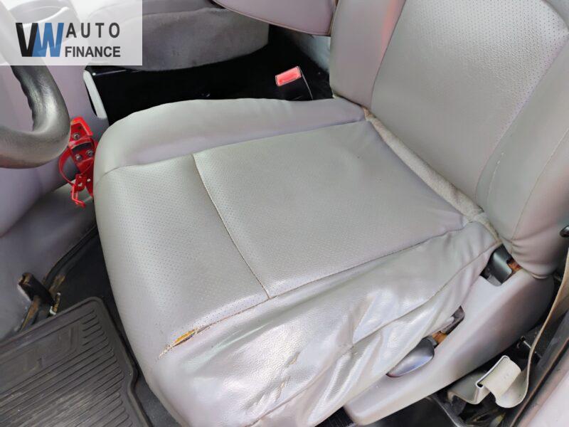 Ford E-450 Base  '2011